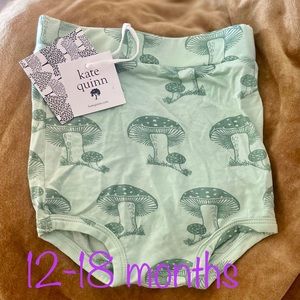12-18 month organic cotton NWT Green Mushrooms Bloomers